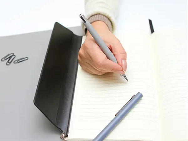 Bolígrafo Nora Publicitario - Bolígrafos Metálicos de Calidad - Dot Factory