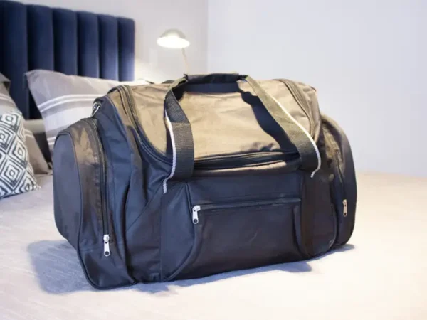 Maleta Deportiva Voyage - Bolso de viaje resistente y funcional - Dot Factory