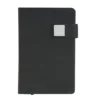 Libreta Sevilla, negra con cierre magnético y placa para personalizar (vista frontal)