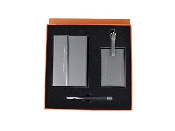 Set Palermo ejecutivo con libreta de filo metálico bolígrafo identificador de maletas y estuche de regalo