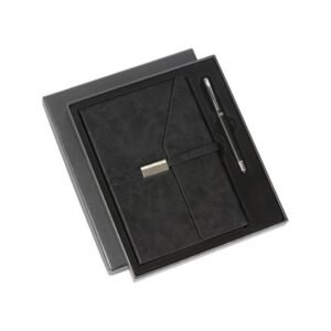 Carpeta Cattel de curpiel personalizada con libreta de 100 hojas y bolígrafo metálico, set de bienvenida corporativo premium, kit de onboarding para colaboradores en caja individual.