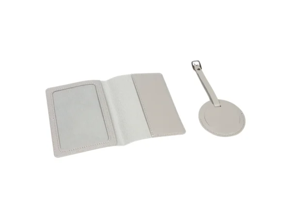 Set Sautens de porta pasaporte y etiqueta de maleta en curpiel. Muestra interior