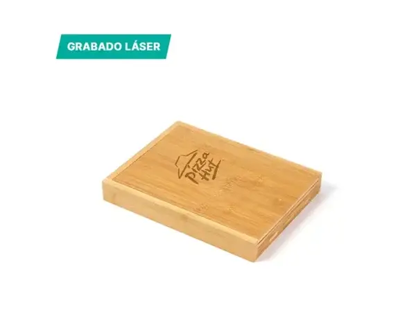 Set Tremat para quesos y vino en estuche de madera de bambú barnizada con accesorios para sector inmobiliario, Caja cerrada