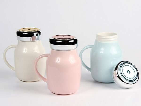 Taza Promocional Cafe de cerámica con tapa y asa capacidad 450 ml para oficina