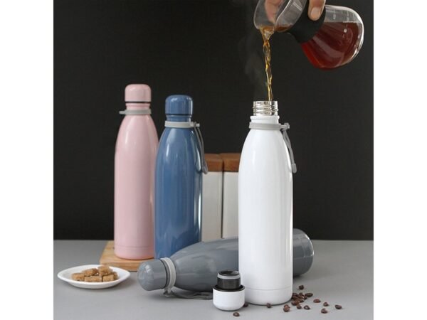 Termo Gigliolo de acero inoxidable 750 ml con tapa de rosca y cordón de transporte, termo térmico personalizado de doble pared para regalos corporativos de uso diario.