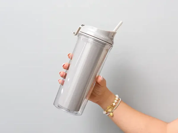 Botella Bracke doble pared 690 ml - Plástico resistente B2B - Dot Factory