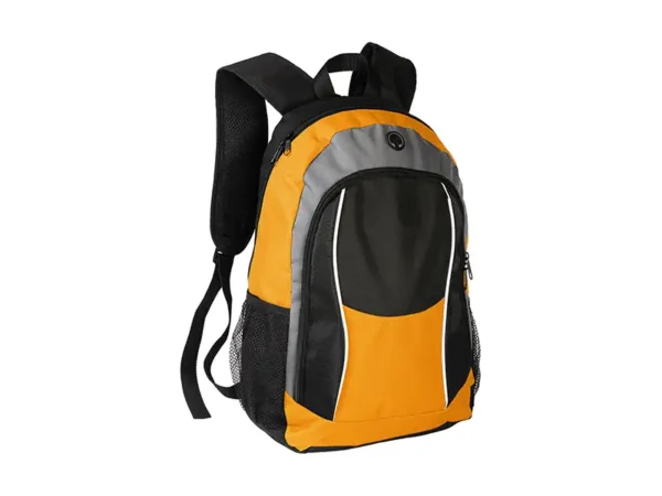 Mochila Astoria tipo backpack en color naranja con bolsa de red lateral y salida para audífonos