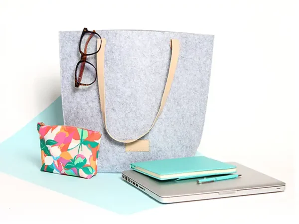 Bolsa Ordino de fieltro con detalles de curpiel - Dot Factory