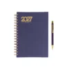 Agenda Diaria Bernetti 2027 con espiral dorada, cubierta curpiel, bolígrafo y caja de cartón individual