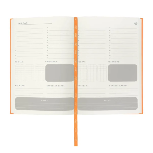 Agenda Diaria TERRA 2027 en curpiel con caja individual incluida, formato 14 x 21 cm para empresas