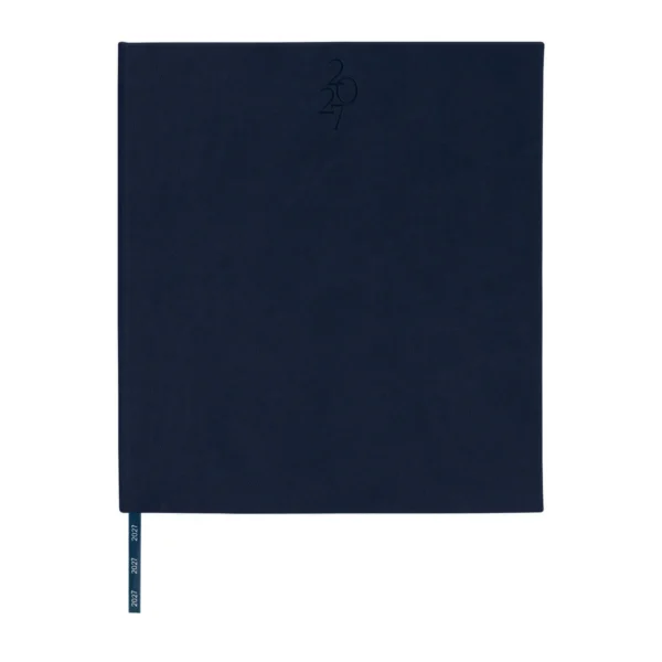 Agenda Ejecutiva Clásica 2027 de tapa en curpiel con área de impresión de 16 x 15 cm, formato 20.5 x 23.5 cm, con caja individual