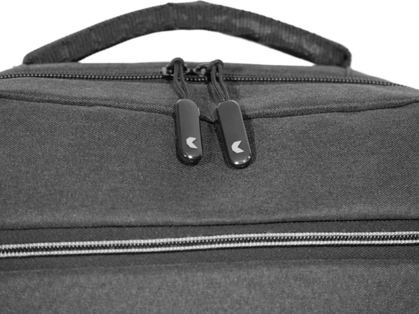 Mochila Free Flow para Notebook 16 pulgadas - Negro - Dot Factory