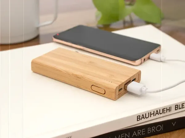 Power Bank Bambpower 5000 mAh con Bambú Natural - Dot Factory México - Dot Factory
