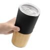 Mug Termico Nordico de acero inoxidable con detalles de bambú 600ml, termo doble pared al vacío con sistema antiderrame para fuerza de ventas, vaso térmico premium en caja Kraft.