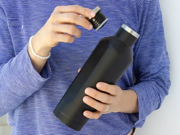 Botella Térmica Voda de Acero Inoxidable Negra - 450 ml - Dot Factory