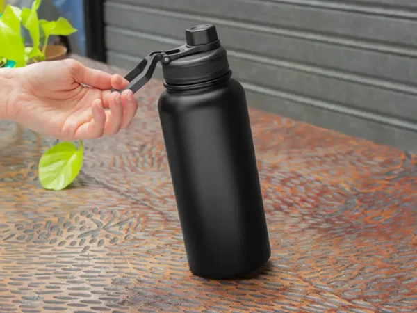 Botella Térmica Liter 1000 ml de acero inoxidable (uso)