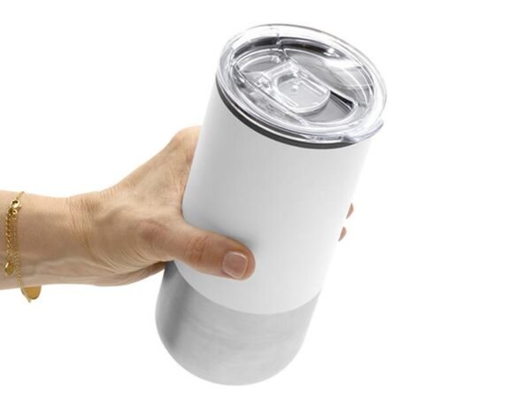 Mug Nori de acero inoxidable 500ml con doble pared e interior de plástico, vaso térmico personalizado con tapa a presión y seguro antivuelco para oficina.