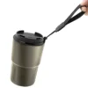 Mug térmico Capof de 400ml acero mate con correa negra. Muestra correa