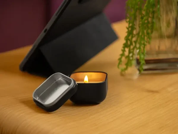 Vela Heiwa Para Regalo con Aroma a Vainilla - Estuche de Metal - Dot Factory