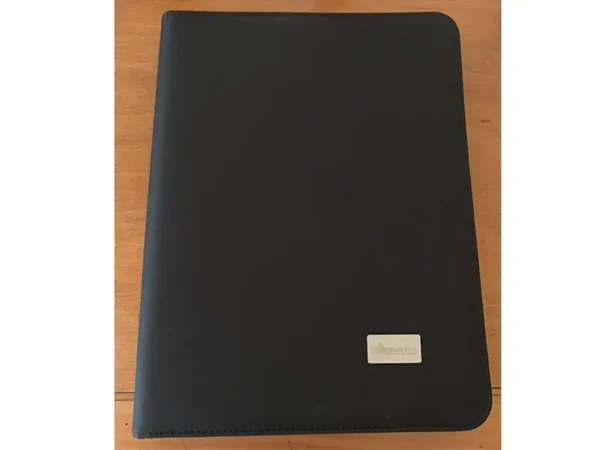 Carpeta Qana para Corporativos | Organización, Tecnología y Elegancia - Dot Factory