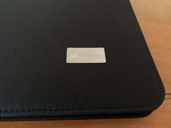 Carpeta Qana para Corporativos | Organización, Tecnología y Elegancia - Dot Factory