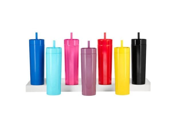 Termo Meredi de plástico doble pared 450ml con popote, cilindro promocional para kits de bienvenida empresas, vaso térmico ligero personalizado con tapa a presión.