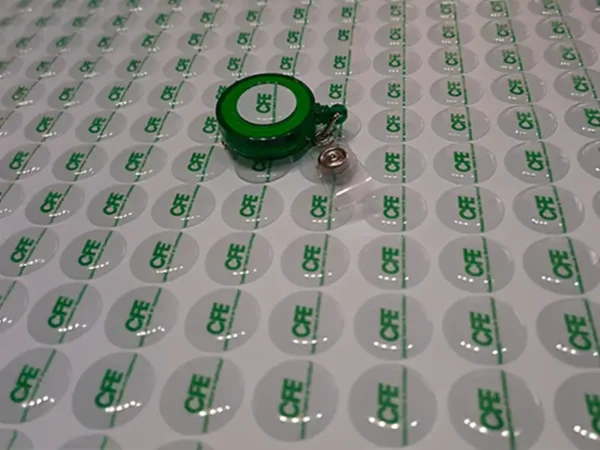 Etiquetas en gota de resina con efecto 3D brillante y doming, calcomanías personalizadas de poliuretano para interiores, distintivos resinados con impresión a todo color.