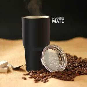 Termo De Acero V de doble pared en acero inoxidable con capacidad de 20 oz y tapa transparente.