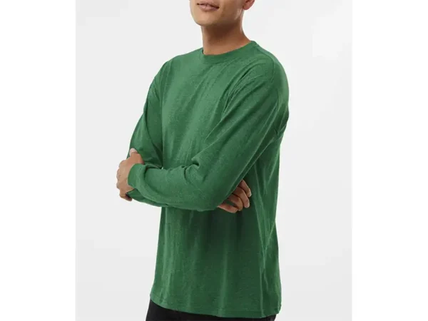 Playera Manga Larga Gold de 165 grs con puños reforzados y cuello redondo para uniformes empresariales.