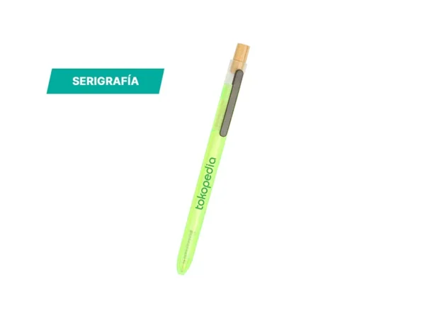 Bolígrafo Malung con barril translúcido, botón de bambú y tinta negra para campañas masivas en Querétaro.