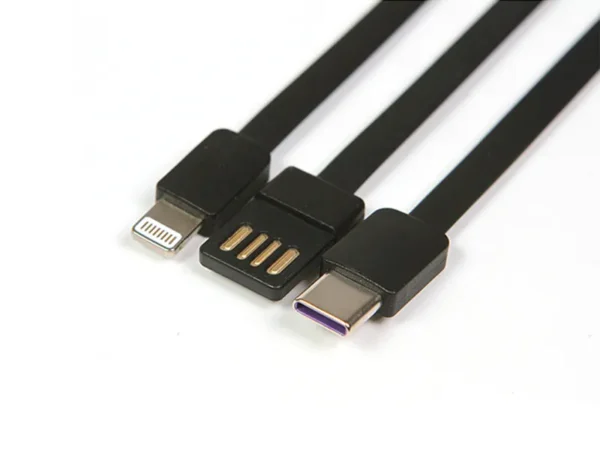 Set ejecutivo Danubio con libreta de 100 hojas, bolígrafo de acero inoxidable y power bank de 10,000 mAh para regalos corporativos de alta gama.