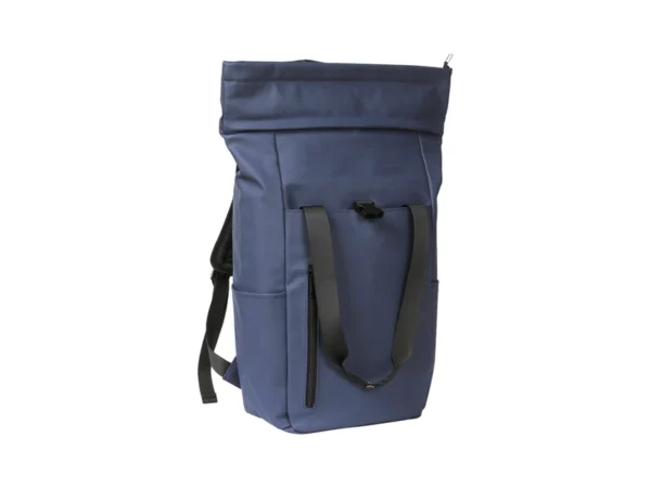 Bagpack Legnica de cuero sintético con compartimento para laptop de 16 pulgadas y diseño roll-top para ejecutivos en Querétaro.