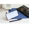 Bolígrafo Vansbro con puntero touch y soporte para celular integrado, ideal para kits de oficina en Querétaro.