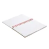 Libreta IBERICA con tapa de papel kraft, encuadernación en espiral de color y banda elástica de cierre.
