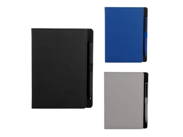 Libreta Kiona de curpiel con 80 hojas a rayas y bolígrafo de tacto suave para kits de bienvenida empresariales.