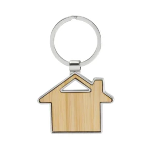 Llavero KIJOM en forma de casa con estructura metálica brillante, panel de bambú barnizado y estuche de regalo kraft con terciopelo.