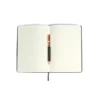 Set Bowil ejecutivo con libreta de RPET reciclado y bolígrafo de acero inoxidable en caja de regalo.