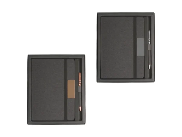 Set Bowil ejecutivo con libreta de RPET reciclado y bolígrafo de acero inoxidable en caja de regalo.