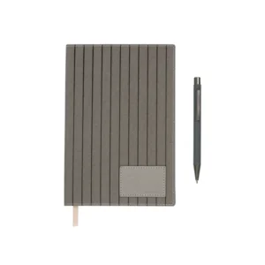 Set Mauron ejecutivo con libreta A5 de Termo PU, bolígrafo y caja de regalo negra para campañas empresariales.