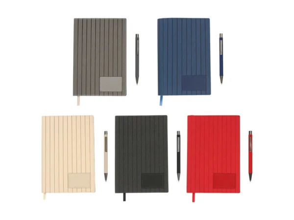 Set Mauron ejecutivo con libreta A5 de Termo PU, bolígrafo y caja de regalo negra para campañas empresariales.