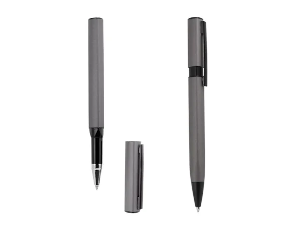 Set Fayun de bolígrafo y roller pen de aluminio en estuche para regalos corporativos personalizados en México.