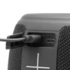 Bocina bluetooth DANCE con cuerpo de plástico y tela, correa de poliuretano, ideal para uso diario