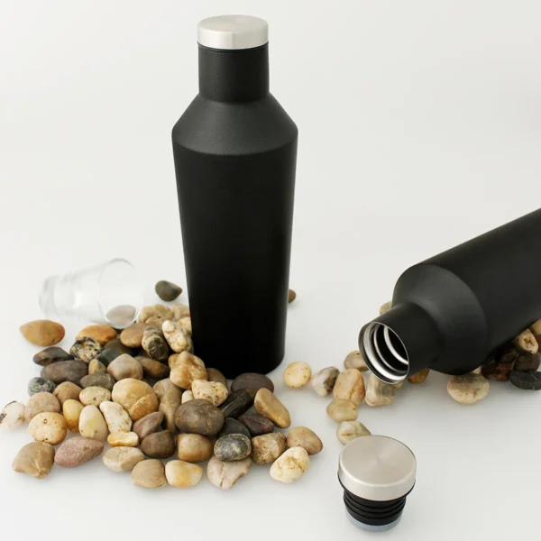 Cava botella de acero inoxidable 500 ml con textura tipo roca y tapa de rosca hermética para regalo corporativo
