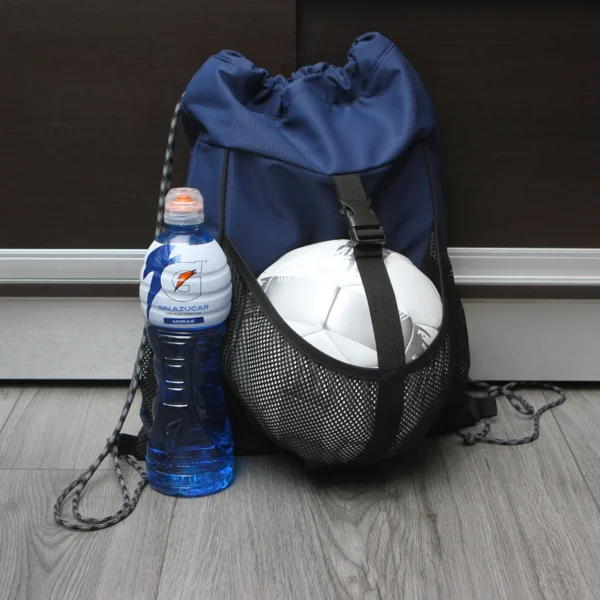 Mochila Loshside de poliéster con compartimento frontal de malla para balón, color azul y negro
