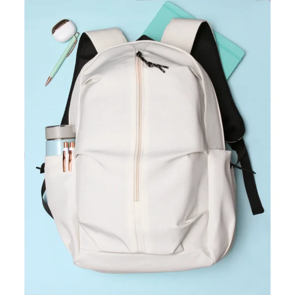 Mochila Pragel de poliéster con compartimento principal y bolsas laterales, para personalización corporativa con logotipo