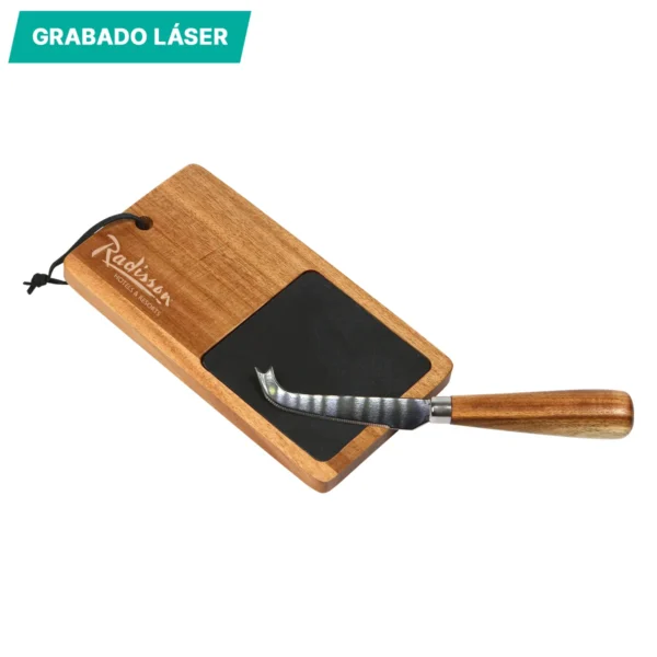 Set para queso Hun. de madera y acero inoxidable, ideal para regalo corporativo personalizado con logo de empresa en Querétaro.