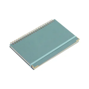 Libreta Salavan con cubierta de poliuretano y hojas interiores en diseño de puntos, vista frontal cerrada
