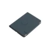 Libreta cargador Senaki de curpiel con porta documentos y batería integrada de 5000 mAh, cerrada sobre escritorio — vista 09