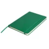 Libreta MEDIUM con tapa de cartón recubierta en poliuretano, 80 hojas rayadas y banda elástica de cierre, vista frontal