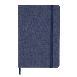 Libreta PETRA con tapa de RPET 300D en color negro, banda elástica de cierre y 80 hojas rayadas de papel crema — vista 01